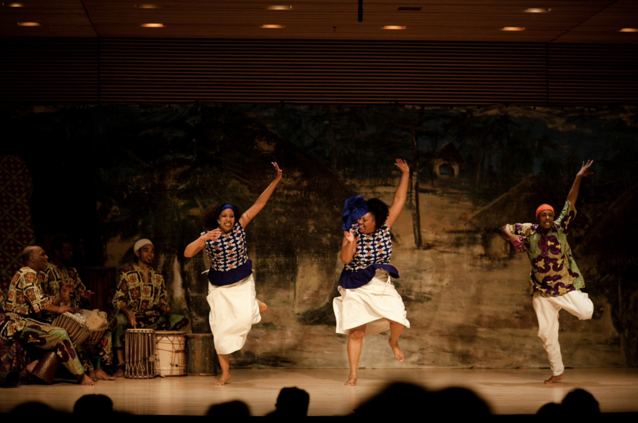 Photo of Oriki Arts performing Photo of Oriki Arts performing